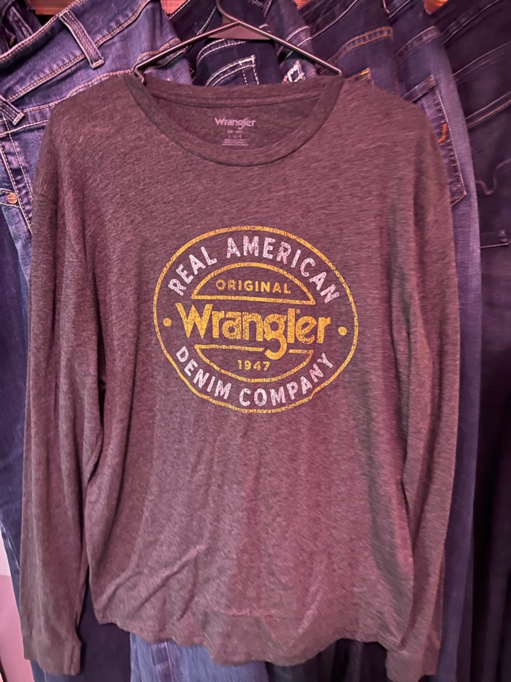 Wrangler Long Sleeve Logo Tee in Gray with Yellow Graphic
